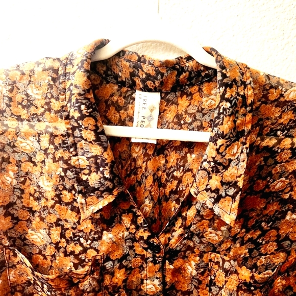 Free People, Floral Autumn Collared Blouse, Size M, Slightly Sheer - Picture 6 of 8